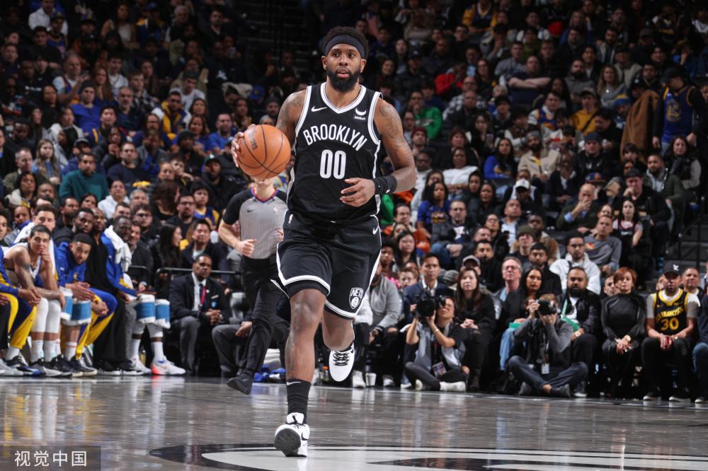 激烈的足球 激烈的足球